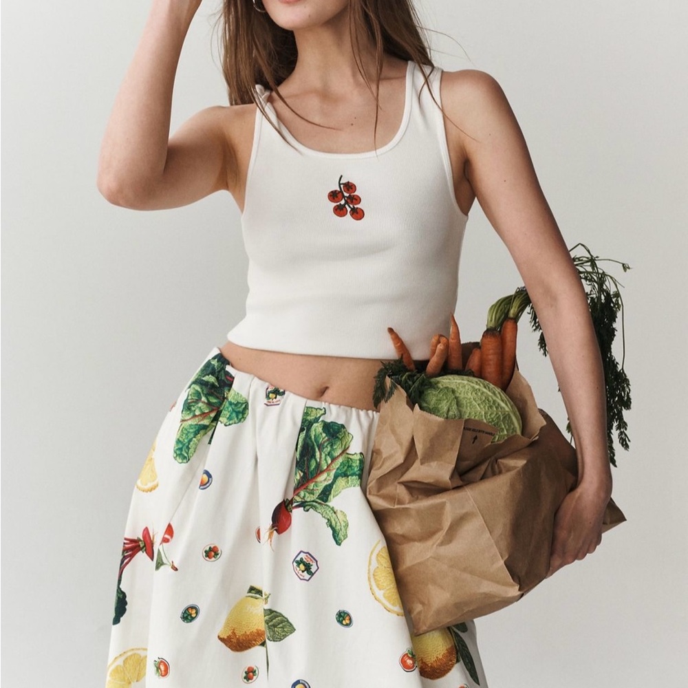 NWT Anthropologie Maeve Embroidered Icon Tank, Size M